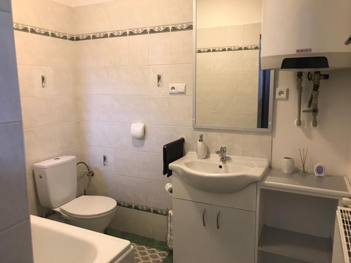 Cyklo-Moto apartmán Lomnice nad Luznici Exterior foto